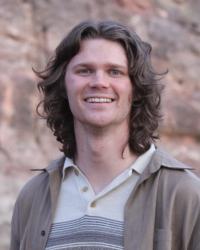 Headshot of Braden Bomgaars smiling